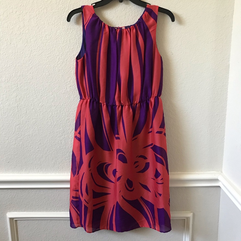 Collective Clothing Sleeveless Spring Dress Small